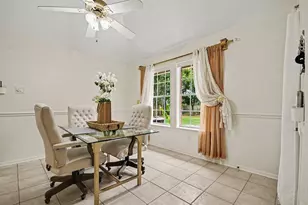 142 Happy Hollow St, Alvin, TX 77511 - Photo 15