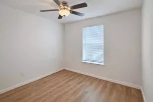 2209 Nautica Terrace Dr, La Marque, TX 77568 - Photo 11