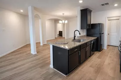 2209 Nautica Terrace Dr, La Marque, TX 77568 - Photo 3