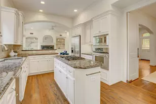 4007 Gramercy St, Houston, TX 77025 - Photo 13