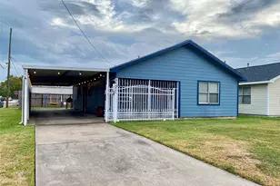 221 E Defee Ave, Baytown, TX 77520 - Photo 1