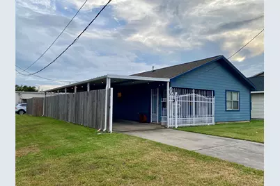221 E Defee Avenue, Baytown, TX 77520 - Photo 47