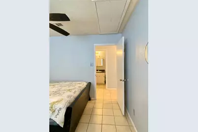 221 E Defee Avenue, Baytown, TX 77520 - Photo 27