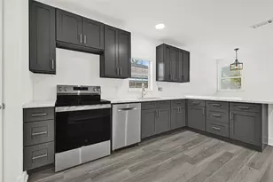 3004 Wayne St, Houston, TX 77026 - Photo 9