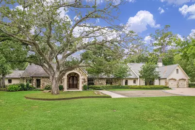 1 Gage Court, Houston, TX 77024 - Photo 1