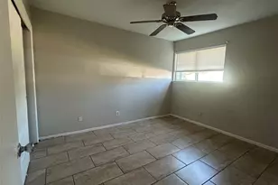 6702 Biggs Ct, Houston, TX 77061 - Photo 5