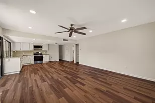 16810 Great Glen Dr, Houston, TX 77084 - Photo 9
