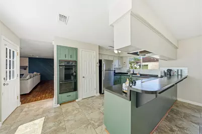 15019 Pearhaven Drive, Houston, TX 77062 - Photo 7