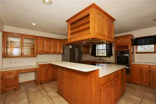 113 Old Angleton Rd, Lake Jackson, TX 77566 - Photo 11