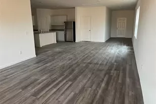 5914 Mercer St, Conroe, TX 77303 - Photo 3