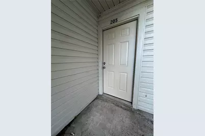 7600 Emmett F Lowry Expressway #205, Texas City, TX 77591 - Photo 17