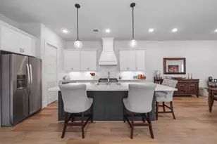 812 E 24th St, Houston, TX 77009 - Photo 9