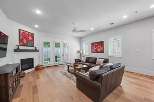 812 E 24th St, Houston, TX 77009 - Photo 15