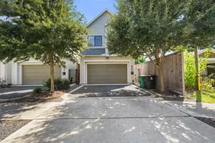 812 E 24th St, Houston, TX 77009 - Photo 1