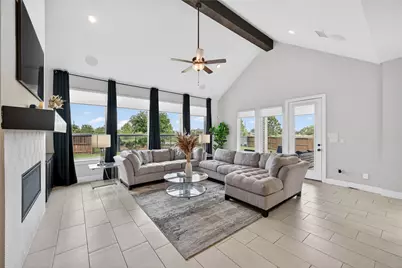 9827 Wright Drive, Manvel, TX 77578 - Photo 9