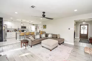 9235 Pecos St, Houston, TX 77055 - Photo 15