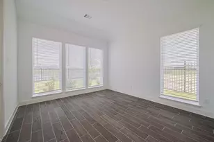 1051 Comal Trl, Dayton, TX 77535 - Photo 9