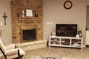 2118 Marot Dr, Katy, TX 77493 - Photo 3