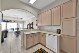 15 Regency Point, Conroe, TX 77356 - Photo 11