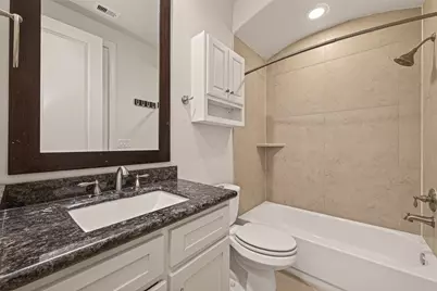 3217 Maxroy Street, Houston, TX 77008 - Photo 9