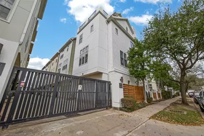 3217 Maxroy Street, Houston, TX 77008 - Photo 27