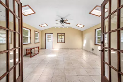 5813 Russell Lane, Baytown, TX 77521 - Photo 9
