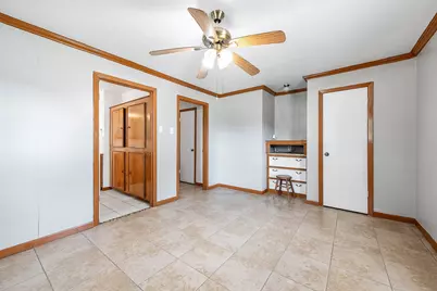 5813 Russell Lane, Baytown, TX 77521 - Photo 15