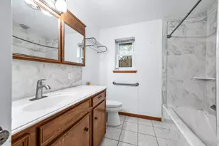 5813 Russell Ln, Baytown, TX 77521 - Photo 17