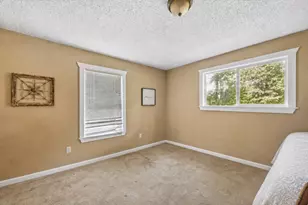 226 S Pine Dr, Montgomery, TX 77356 - Photo 11