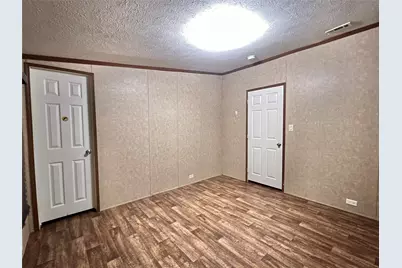 16381 Hunters Green Dr, Conroe, TX 77303 - Photo 13
