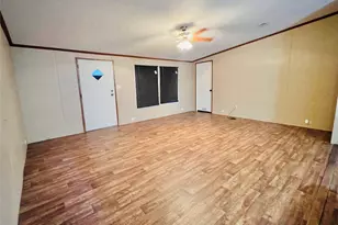 16381 Hunters Green Dr, Conroe, TX 77303 - Photo 9
