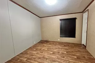 16381 Hunters Green Dr, Conroe, TX 77303 - Photo 15