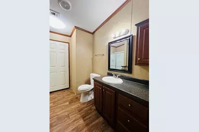 16381 Hunters Green Dr, Conroe, TX 77303 - Photo 17