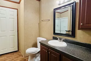 16381 Hunters Green Dr, Conroe, TX 77303 - Photo 17