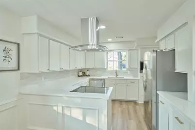 29 Devonshire Drive, Conroe, TX 77304 - Photo 11