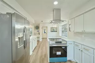 29 Devonshire Dr, Conroe, TX 77304 - Photo 13