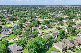 9947 Sagebud Ln, Houston, TX 77089 - Photo 39