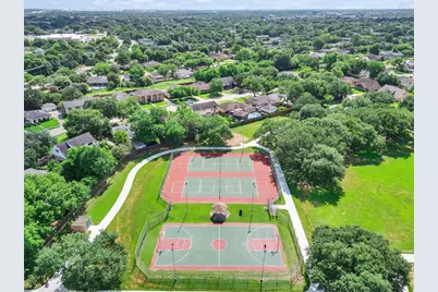 9947 Sagebud Lane, Houston, TX 77089 - Photo 11