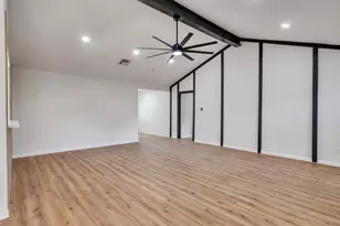 9947 Sagebud Ln, Houston, TX 77089 - Photo 11