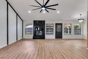 9947 Sagebud Ln, Houston, TX 77089 - Photo 7