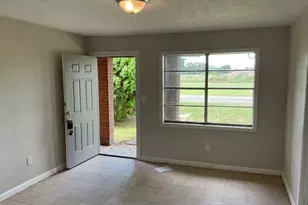 609 W 6th St, Sweeny, TX 77480 - Photo 3