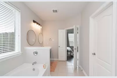 9919 Silver Terrace Drive, Rosharon, TX 77583 - Photo 7