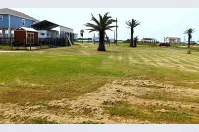 1308 Quarles Avenue, Port Bolivar, TX 77650 - Photo 9