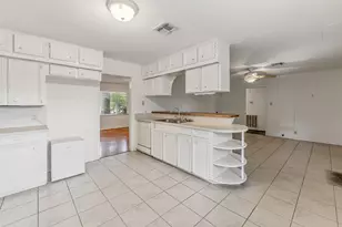 1421 22nd St, Huntsville, TX 77340 - Photo 27
