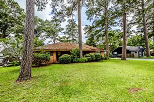 1421 22nd St, Huntsville, TX 77340 - Photo 3