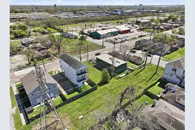 3011 Elysian Street, Houston, TX 77009 - Photo 9