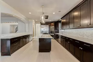 5410 Valerie St, Bellaire, TX 77401 - Photo 13