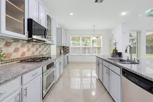 1235 Ancrum Hill Ln, Sugar Land, TX 77479 - Photo 5