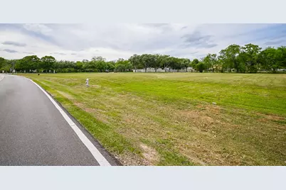 1307 Horseshoe Drive, Sugar Land, TX 77478 - Photo 11