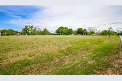 1307 Horseshoe Drive, Sugar Land, TX 77478 - Photo 19